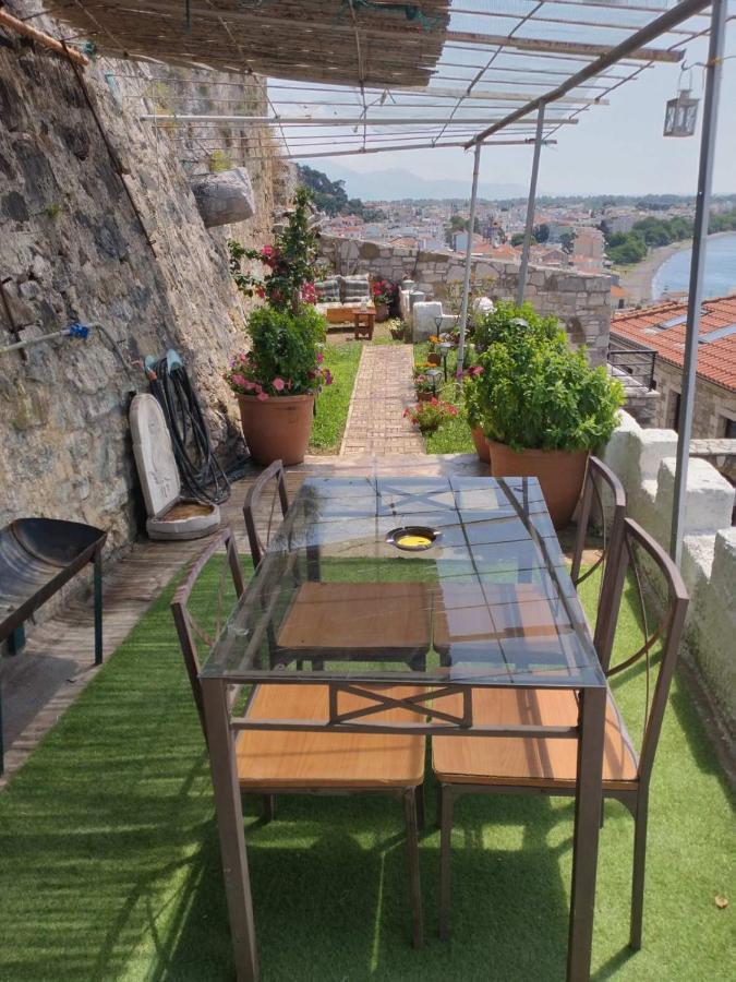 Apartament Stone Clock'S House Nafpaktos Zewnętrze zdjęcie