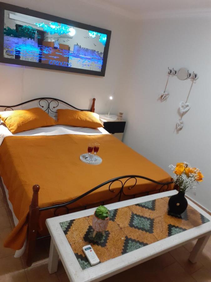 Apartament Stone Clock'S House Nafpaktos Zewnętrze zdjęcie
