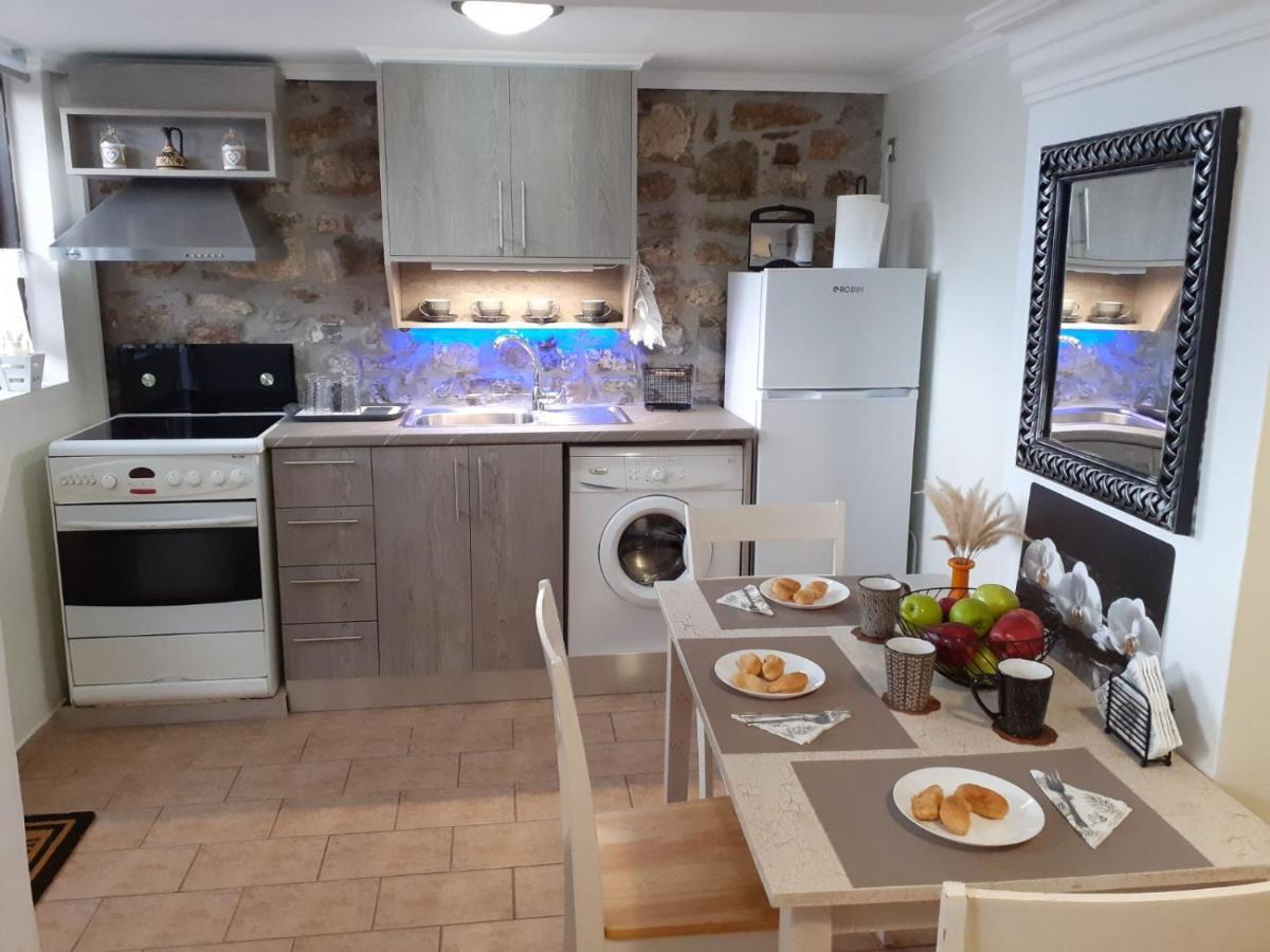 Apartament Stone Clock'S House Nafpaktos Zewnętrze zdjęcie