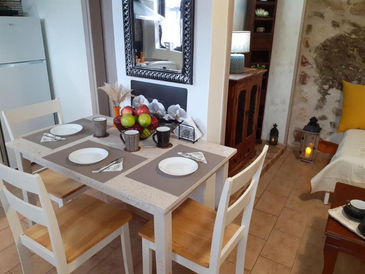Apartament Stone Clock'S House Nafpaktos Zewnętrze zdjęcie