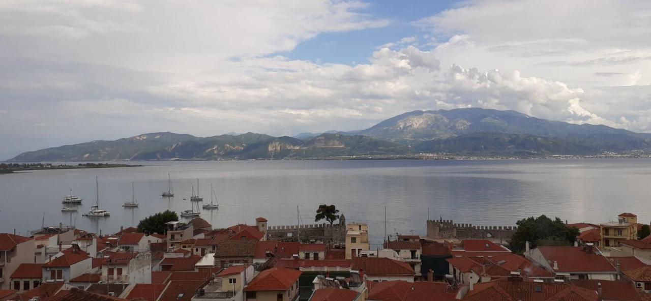 Apartament Stone Clock'S House Nafpaktos Zewnętrze zdjęcie