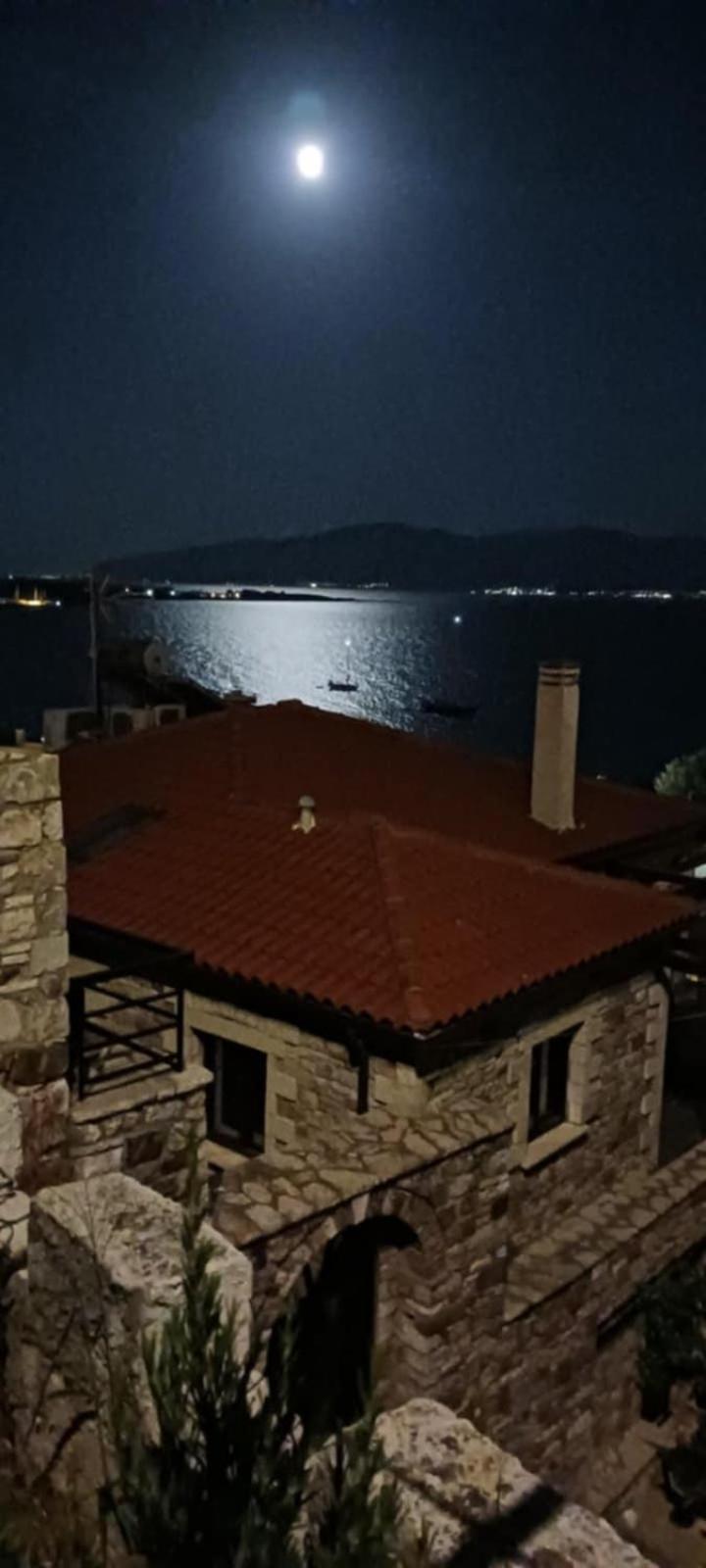 Apartament Stone Clock'S House Nafpaktos Zewnętrze zdjęcie